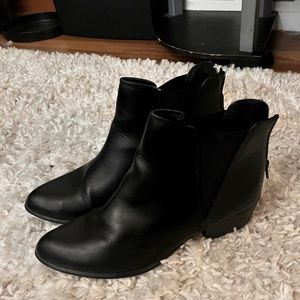 ESPRIT black flat booties-Leather